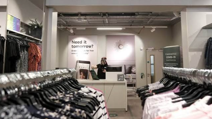 Click-and-Collect for Small Retailers: What You Need Behind the Scenes