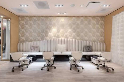 Why Pedicure Chair Size Should Be One of the First Things You Plan