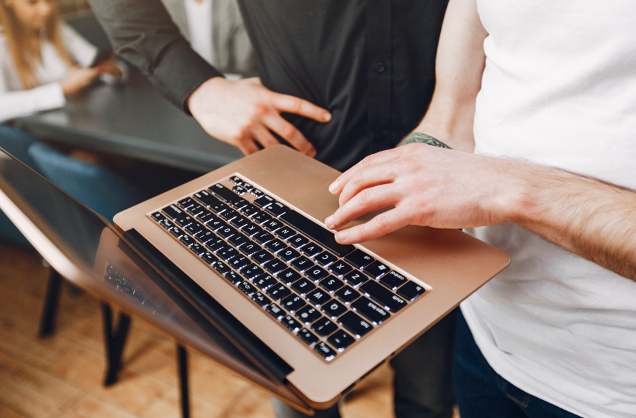 2nd Hand Laptop or Refurbished Laptops: Which Offers Better Value?