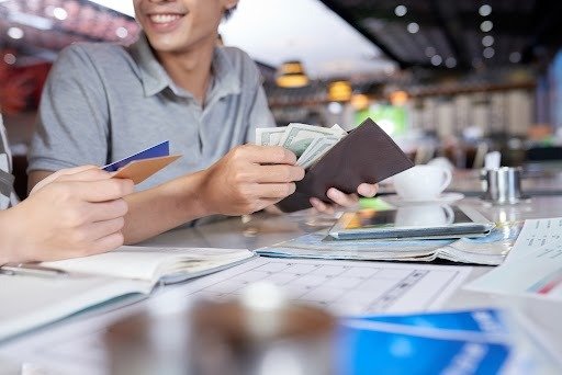 Giggle Finance vs Merchant Cash Advance Which Option Fits Better? 