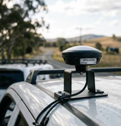 The 10-Point Checklist for Selecting Low Profile Antennas for Vehicle-Mounted RF Systems