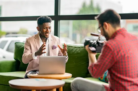 How Trending Videos Help Emerging Creators Reach New Audiences