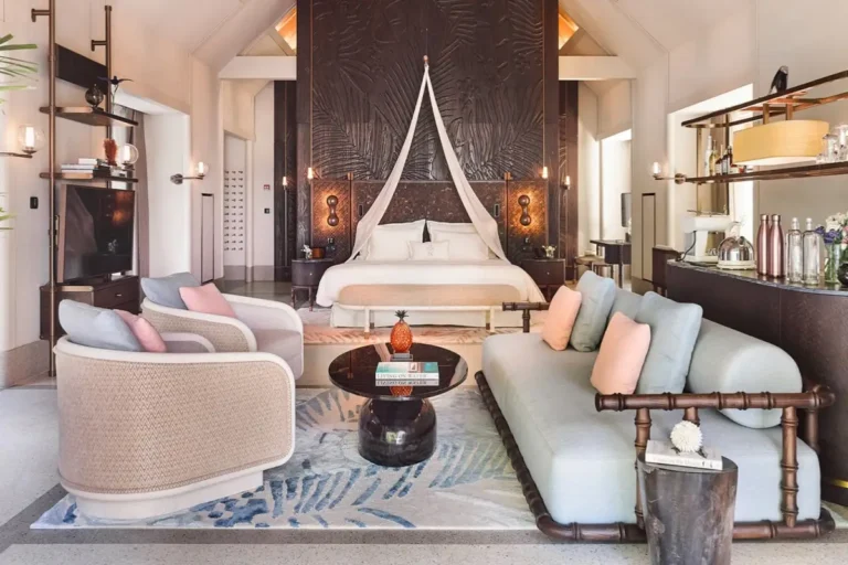 What Should Be Included in an OS&E Procurement Checklist for a New Hotel?